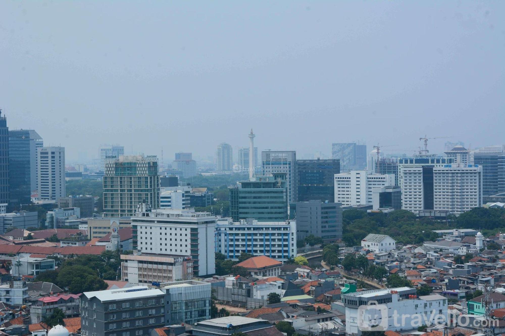 Minimalist And Comfy Studio At Menteng Park Apartment By Travelio Jakarta Exterior foto